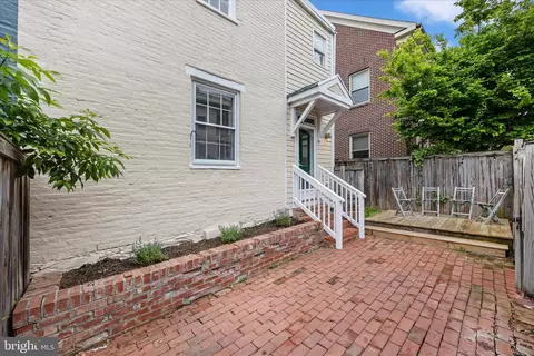 Exterior - 16 5th St E, Frederick, MD 21701 photo 4 of 9