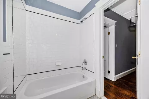 Entry Way - 16 5th St E, Frederick, MD 21701 photo 2 of 7