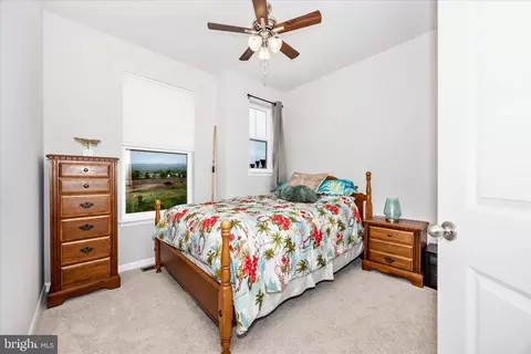 Bedroom - 2010 Alice Ct, Frederick, MD 21702 photo 6 of 7