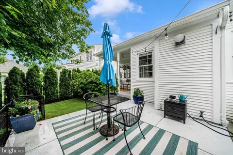 Exterior - 2447 Merchant St, Frederick, MD 21701 photo 5 of 13