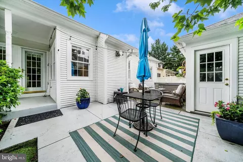 Exterior - 2447 Merchant St, Frederick, MD 21701 photo 4 of 13
