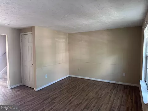 Living - 1488 Dockside Ct, Frederick, MD 21701 photo 1 of 6