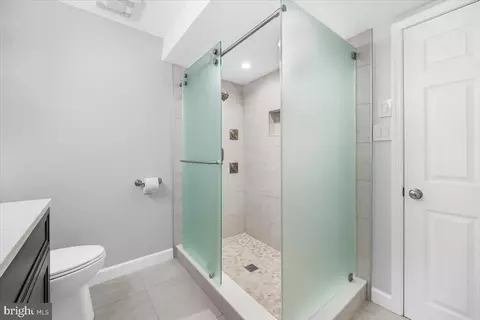 Bath - 6603 Babak Dr, Frederick, MD 21702 photo 6 of 7