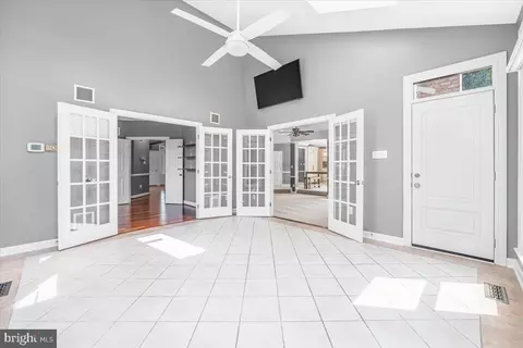 Entry Way - 6603 Babak Dr, Frederick, MD 21702 photo 3 of 11