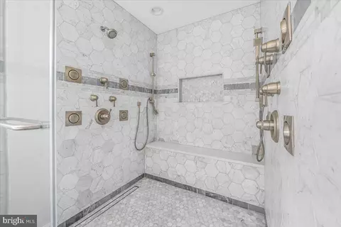 Bath - 6603 Babak Dr, Frederick, MD 21702 photo 5 of 7