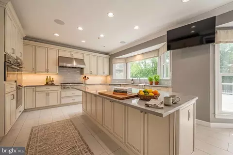 Kitchen - 6603 Babak Dr, Frederick, MD 21702 photo 1 of 8