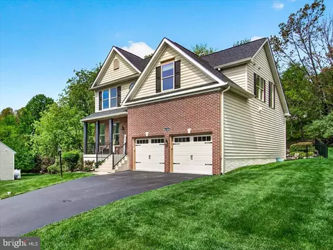 6736 Woodridge Rd, New Market, MD 21774