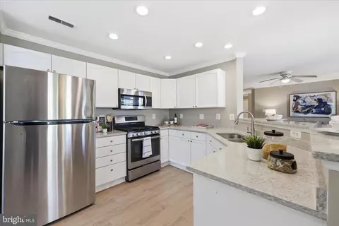 599 Cawley Dr #2A, Frederick, MD 21703
