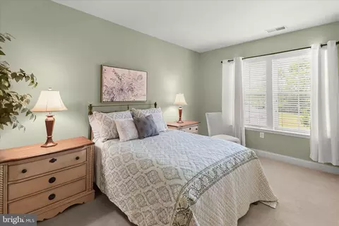 Bedroom - 2520 Waterside Dr #112, Frederick, MD 21701 photo 3 of 9