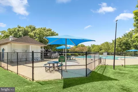 Exterior - 2520 Waterside Dr #112, Frederick, MD 21701 photo 16 of 20