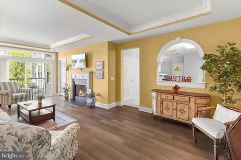Living - 2520 Waterside Dr #112, Frederick, MD 21701 photo 2 of 3