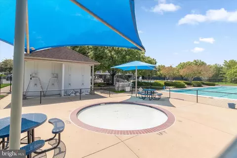 Exterior - 2520 Waterside Dr #112, Frederick, MD 21701 photo 18 of 20