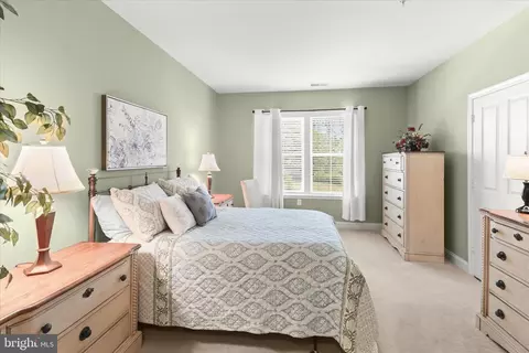 Bedroom - 2520 Waterside Dr #112, Frederick, MD 21701 photo 5 of 9