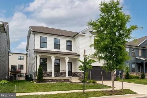 Exterior - 831 Foundry St, Frederick, MD 21701 photo 2 of 3
