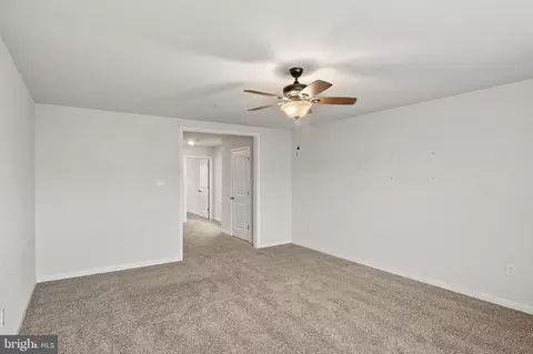 Entry Way - 831 Foundry St, Frederick, MD 21701 photo 9 of 17