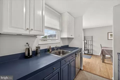 Kitchen - 431 Heather Ridge Dr, Frederick, MD 21702 photo 4 of 5
