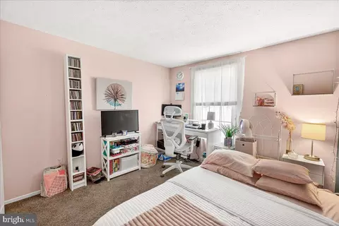 Bedroom - 431 Heather Ridge Dr, Frederick, MD 21702 photo 4 of 4