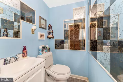 Bath - 6213 White Oak Dr, Frederick, MD 21701 photo 5 of 5