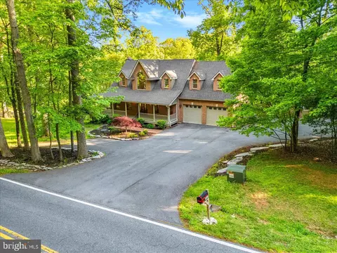 Exterior - 5019 Old Swimming Pool Rd, Frederick, MD 21703 photo 30 of 31