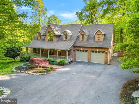 Exterior - 5019 Old Swimming Pool Rd, Frederick, MD 21703 photo 29 of 31