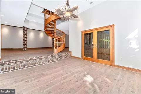 Other - 5019 Old Swimming Pool Rd, Frederick, MD 21703 photo 21 of 47