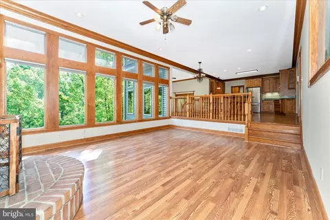 Living - 5019 Old Swimming Pool Rd, Frederick, MD 21703 photo 6 of 15