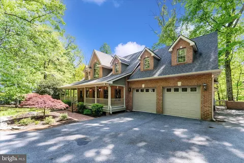 Exterior - 5019 Old Swimming Pool Rd, Frederick, MD 21703 photo 23 of 31