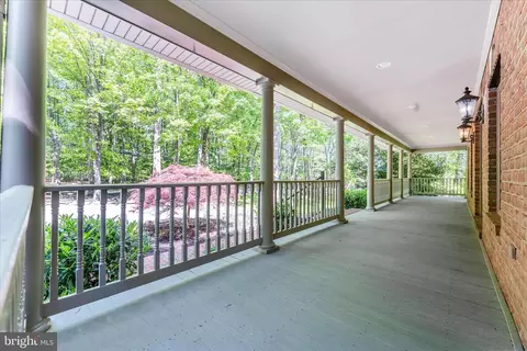 Exterior - 5019 Old Swimming Pool Rd, Frederick, MD 21703 photo 27 of 31
