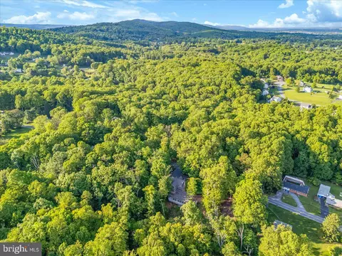 View/Area - 5019 Old Swimming Pool Rd, Frederick, MD 21703 photo 5 of 13