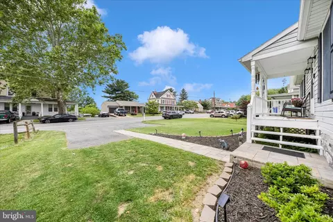 Exterior - 6641 Jefferson Blvd, Frederick, MD 21703 photo 6 of 12