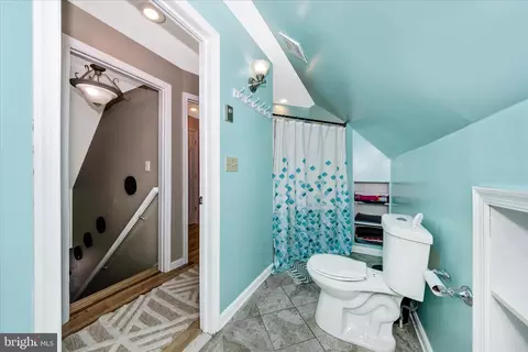 Entry Way - 6641 Jefferson Blvd, Frederick, MD 21703 photo 3 of 6