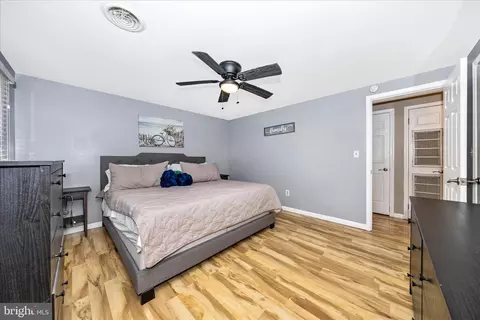 Bedroom - 6641 Jefferson Blvd, Frederick, MD 21703 photo 2 of 11