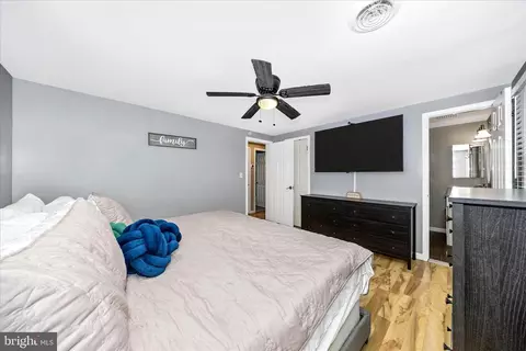 Bedroom - 6641 Jefferson Blvd, Frederick, MD 21703 photo 3 of 11