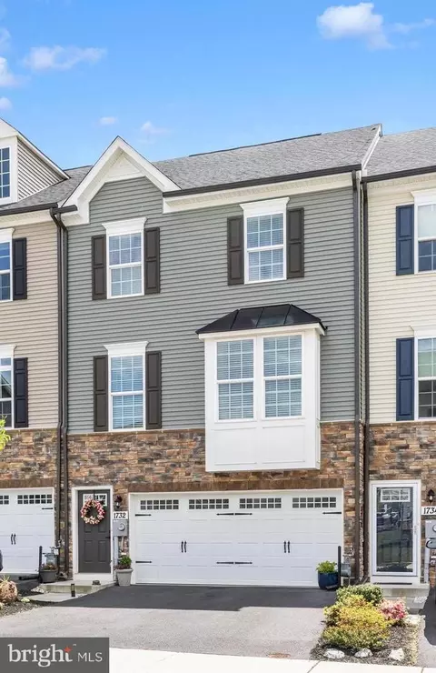 Exterior - 1732 Atlas Dr, Frederick, MD 21702 photo 4 of 11