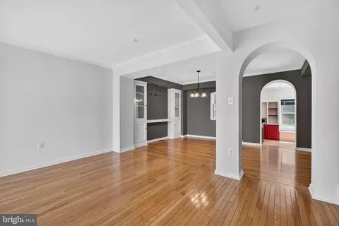 Entry Way - 2213 Lamp Post Ln, Frederick, MD 21701 photo 1 of 3