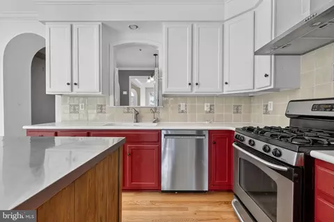 Kitchen - 2213 Lamp Post Ln, Frederick, MD 21701 photo 5 of 5