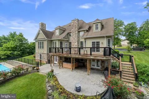Exterior - 4229 Lafayette St, Frederick, MD 21704 photo 13 of 18