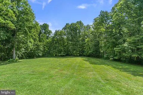 Exterior - 4229 Lafayette St, Frederick, MD 21704 photo 15 of 18