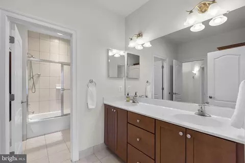 Bath - 4229 Lafayette St, Frederick, MD 21704 photo 4 of 5