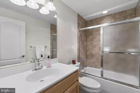 Bath - 4229 Lafayette St, Frederick, MD 21704 photo 5 of 5
