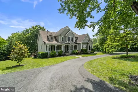 Exterior - 4229 Lafayette St, Frederick, MD 21704 photo 3 of 18