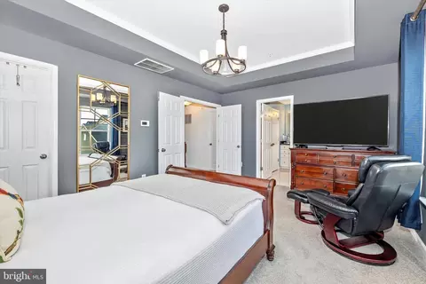 Bedroom - 6200 Murray Ter, Frederick, MD 21703 photo 7 of 8