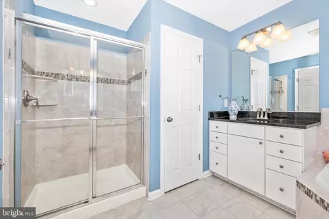 Bath - 6200 Murray Ter, Frederick, MD 21703 photo 3 of 3