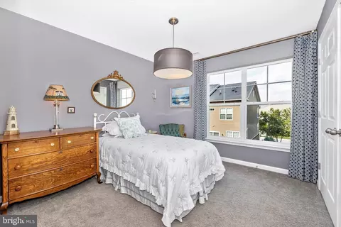 Bedroom - 6200 Murray Ter, Frederick, MD 21703 photo 1 of 8