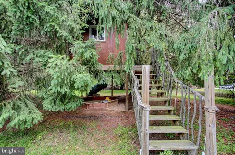 Exterior - 6618 Nahal Dr, Frederick, MD 21702 photo 19 of 21