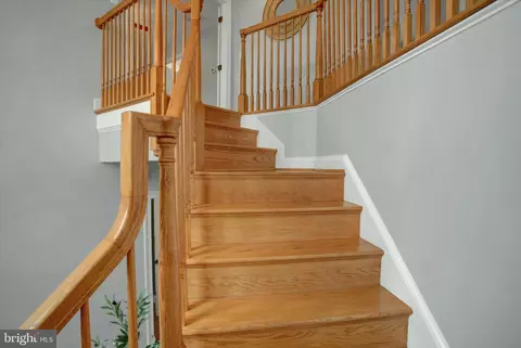 Entry Way - 6618 Nahal Dr, Frederick, MD 21702 photo 5 of 12