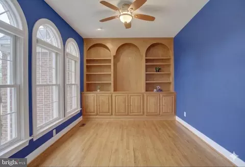 Living - 6618 Nahal Dr, Frederick, MD 21702 photo 1 of 6