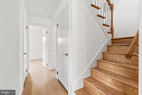 Entry Way - 6783 Sunnybrook Dr, Frederick, MD 21702 photo 1 of 4