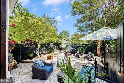 Exterior - 506 Elm St, Frederick, MD 21701 photo 5 of 11