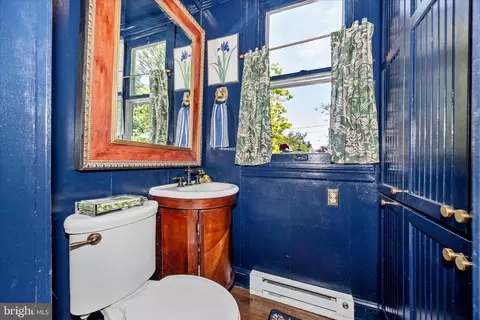 Bath - 506 Elm St, Frederick, MD 21701 photo 1 of 3